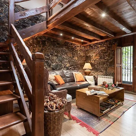 Apartment Homeforguest Cosy Rural Flat El Romero With Large Gardens *