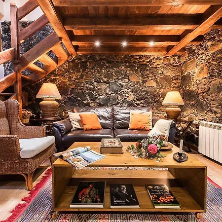 Homeforguest Cosy Rural Flat El Romero With Large Gardens タコロンテ